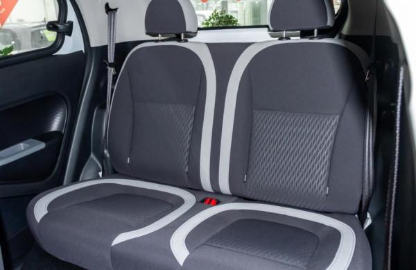 6.98萬的純電動小車,長得很可愛,上下班開會很拉風 6.98萬的純電動小車,長得很可愛,上下班開會很拉風