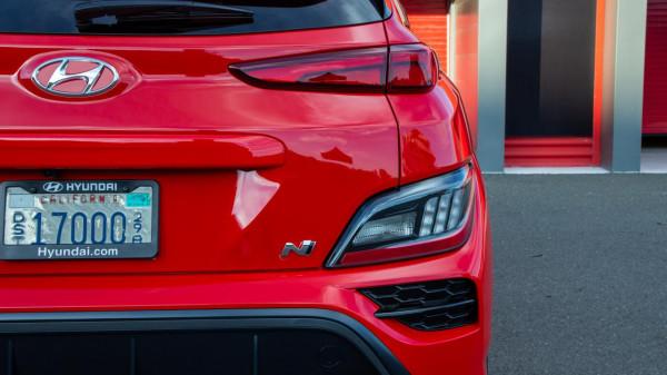 伊蘭特N即將入華，另一款海外昂希諾N值得等嗎？海外試駕KONA N