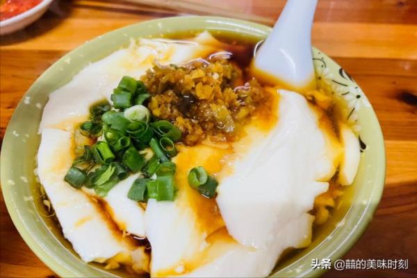 安徽古城這家不起眼的早餐店，當地人經常來，還是30年前的味道