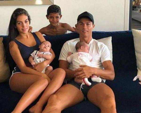 一次意外獲得鉅額財富,為C羅生子的酒店服務生拿到了多少賠償? 一次意外獲得鉅額財富,為C羅生子的酒店服務生拿到了多少賠償?