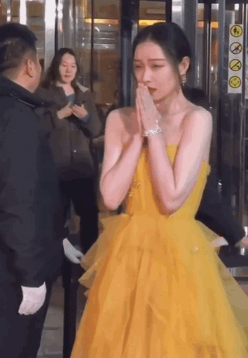 不穿秋褲的明星如何過冬？