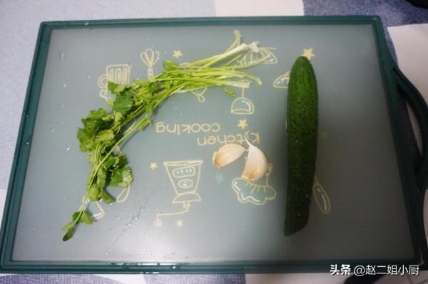 想吃個“涼皮兒味兒”的面藕，還能減肥？咱自己也可以拌