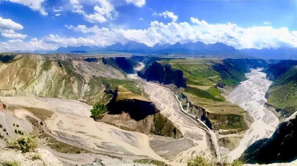 新疆風景最美的10條公路,你心動哪一條? 新疆風景最美的10條公路,你心動哪一條?