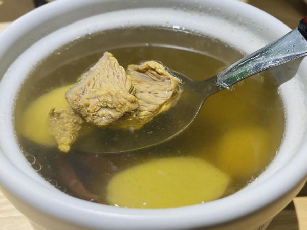 天冷胃又寒，張仲景相傳1800年的暖胃湯，安排起來，隔天喝一次