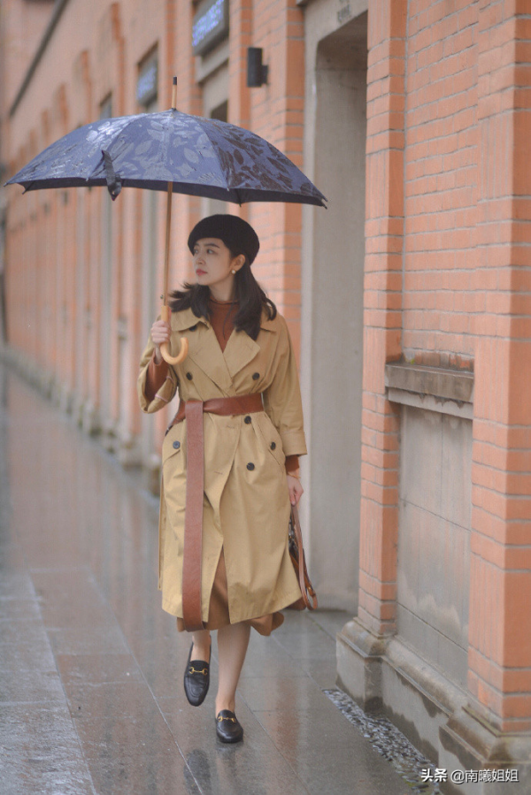看完三木的秋冬穿搭，才明白“穿裙子”這麼多講究，每一套都優雅