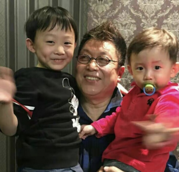 情感專家王為念：兩婚兩離，兩次淨身出戶的背後是對兒子的愧疚