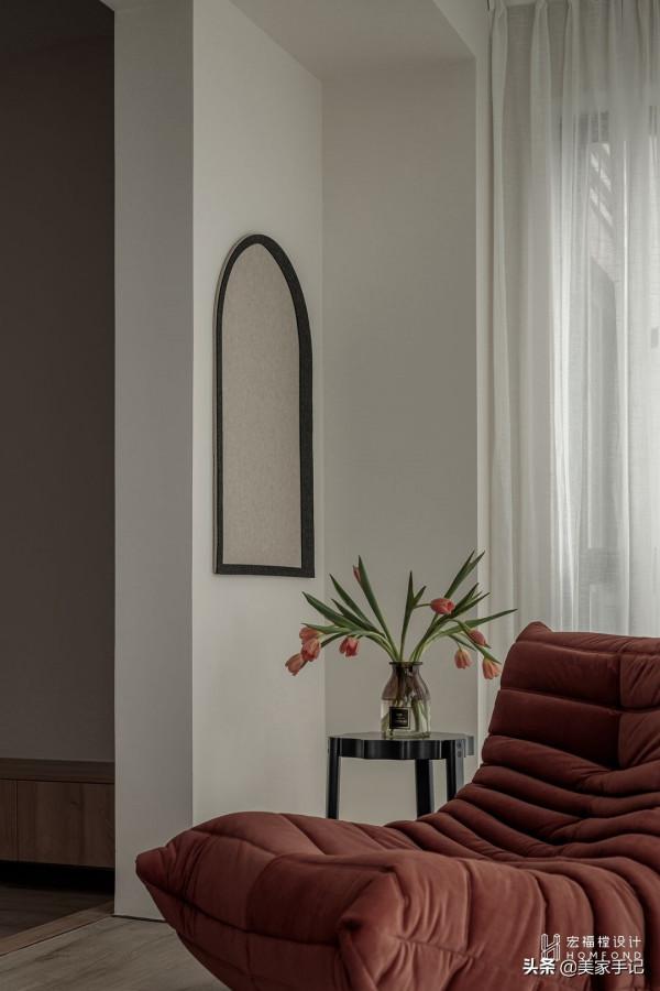 成都夫妻家中的高階場面:堅持沙發不靠牆,全屋寂靜風!太有品味 成都夫妻家中的高階場面:堅持沙發不靠牆,全屋寂靜風!太有品味