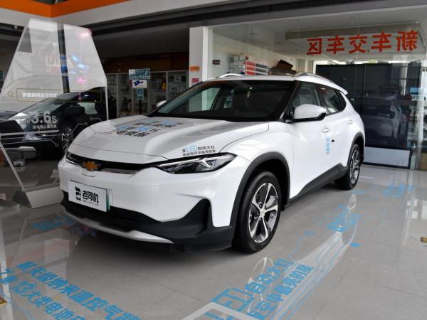 410km的純電續航，自動大燈，後排大空間，實拍暢巡