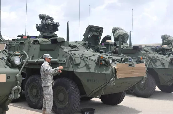 史崔克中口徑武器系統