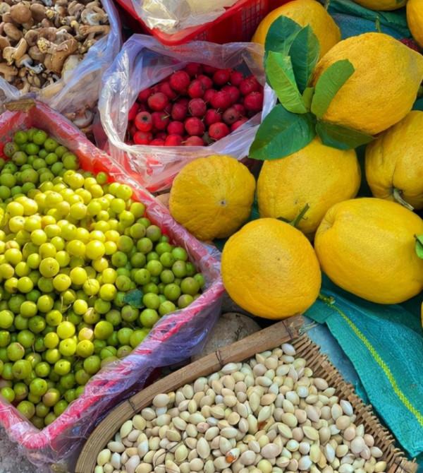 南方人逛雲南農村菜市場，朋友圈曬照卻火了，網友：一種都不認識