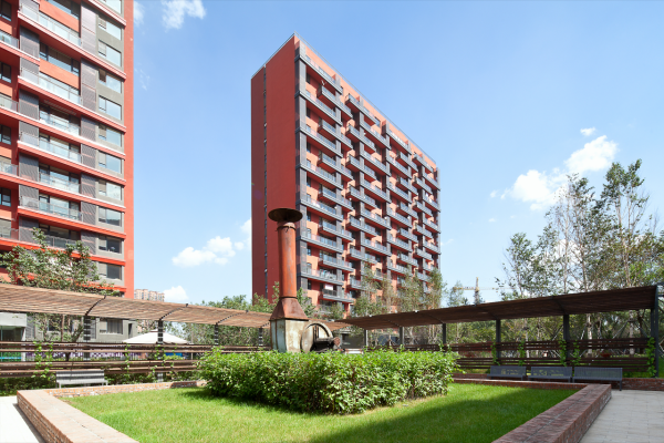 糾結：只剩一樓和頂樓，買哪個更好？不妨先聽聽過來人的親身感受