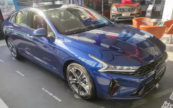 2021款起亞K5來了，看到它去年的銷量就想問，會有起色嗎？