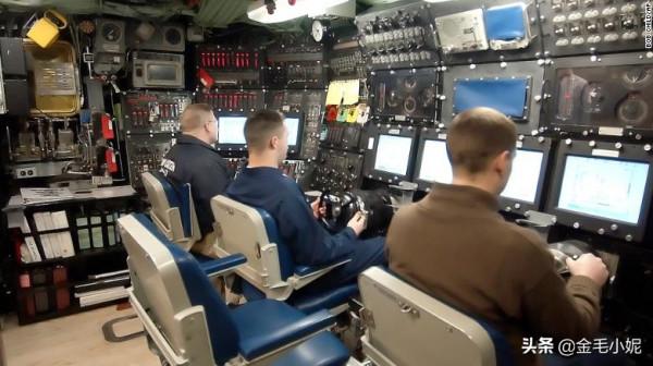 造價數十億美金的美國潛艇怎麼撞上了海底的山