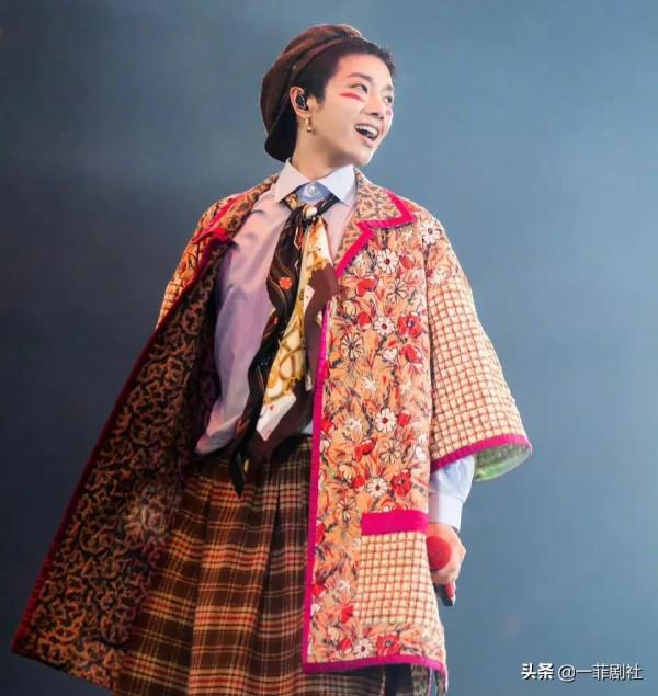 娛樂圈最新爆料,眾多明星在內,滿滿青春氣息,大瓜小瓜來了拿走 娛樂圈最新爆料,眾多明星在內,滿滿青春氣息,大瓜小瓜來了拿走