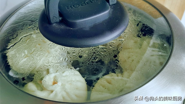 三天不吃就饞,這道素包子皮軟餡香,調料做法毫無保留,喜歡收藏 三天不吃就饞,這道素包子皮軟餡香,調料做法毫無保留,喜歡收藏