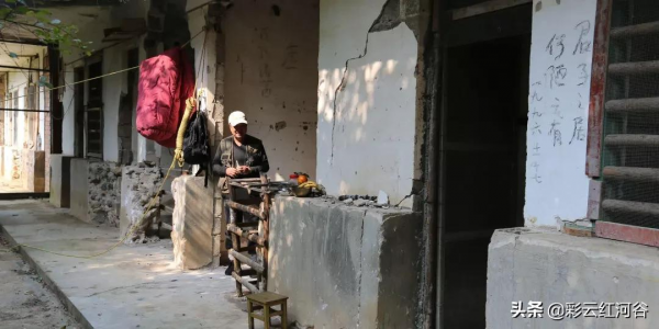 朗讀者潘文石:“我願意荒野終老” 朗讀者潘文石:“我願意荒野終老”