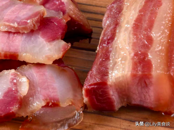 進了臘月就是年，這4道大菜提前備好，放冰箱儲存，隨吃隨取省事