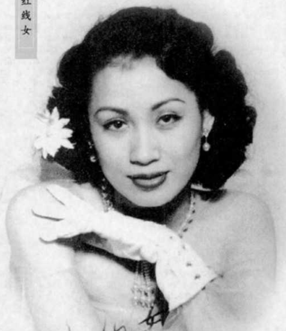 88年人大會議上,“請小平同志不要吸菸”的女人,後來怎樣了? 88年人大會議上,“請小平同志不要吸菸”的女人,後來怎樣了?