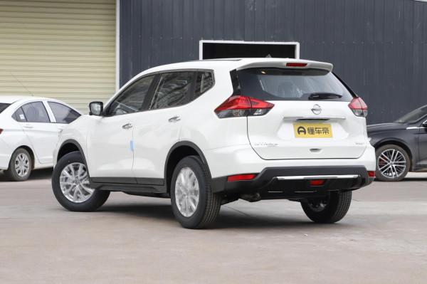 新車 &vert; 2&period;0升四缸&plus;CVT，售價18&period;93萬元起，日產奇駿&CenterDot;榮耀實車到店