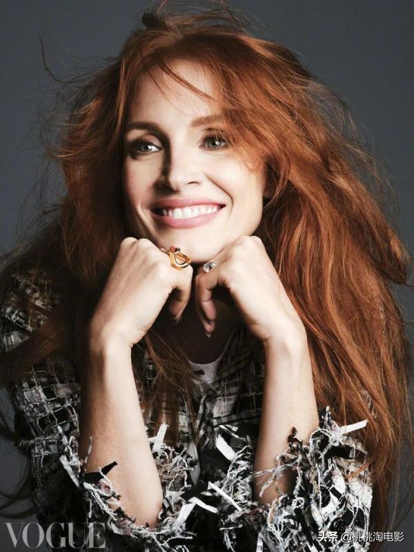 組圖：“勞模姐”傑西卡·查斯坦手握三部作品，笑傲頒獎季