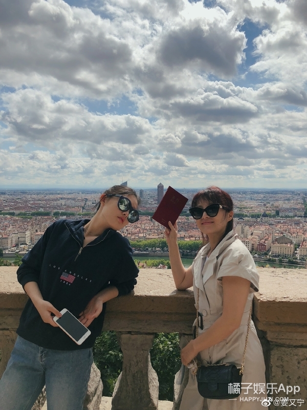 還記得《情深深雨濛濛》裡的可雲嗎？她女兒當導演了？