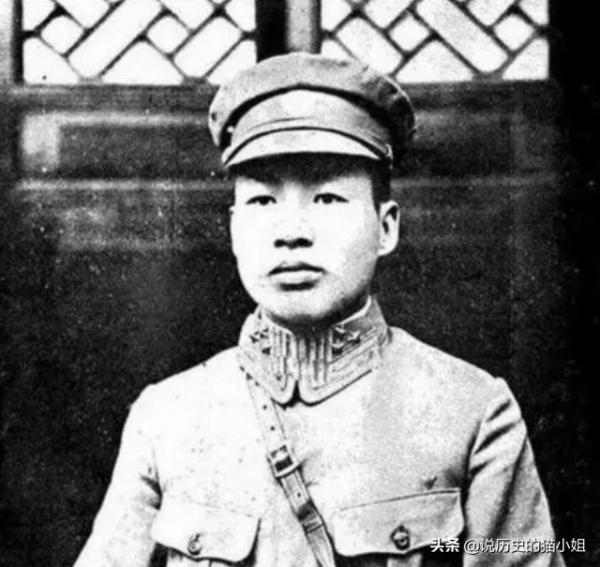 兩個手握重兵,卻始終沒有出兵抗日的軍閥,他們分別是誰? 兩個手握重兵,卻始終沒有出兵抗日的軍閥,他們分別是誰?