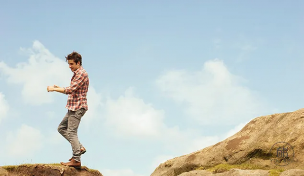 人窮不省五錢，越省越窮！