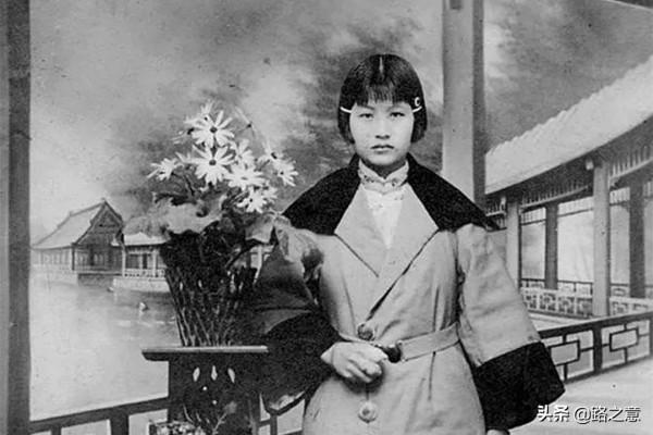 她被稱為“慈愛之神”，劫匪遇到她也畢恭畢敬，她就是張竹君