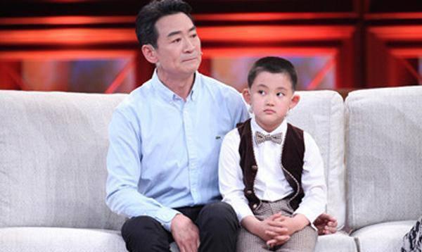 “老來得子”的七位明星，有的樂極生悲，有的成為人生贏家