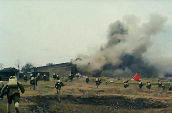 解放戰爭中，4萬多人的主力縱隊，為何只裝備了1萬多支步槍？