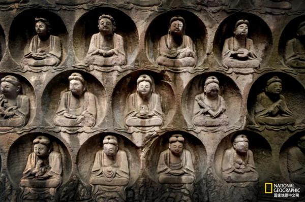 巴蜀石窟,永遠的神 巴蜀石窟,永遠的神