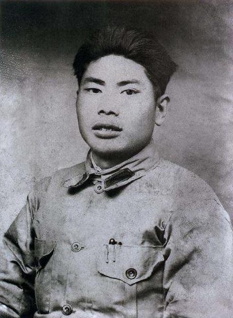 楊得志回湖南探親,姐姐掏出一張照片:壞人看見要殺頭!為何? 楊得志回湖南探親,姐姐掏出一張照片:壞人看見要殺頭!為何?