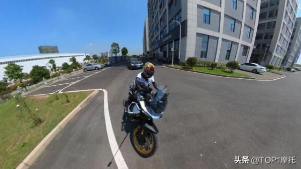 國產ADV天花板 春風800MT試駕 兼顧運動的硬派拉力