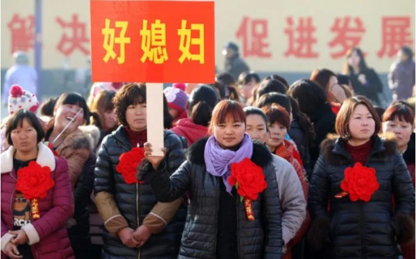 新男性擇偶標準亮了，“3無6有”女孩受追捧，父母退休金成重點