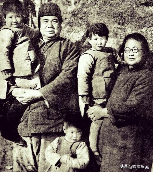 馮玉祥痛失一級上將軍銜,怒而遠走海外並堅決反蔣,死因至今成迷 馮玉祥痛失一級上將軍銜,怒而遠走海外並堅決反蔣,死因至今成迷