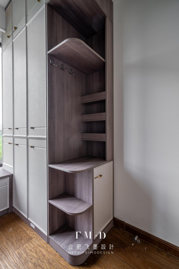 同一棟樓，上下2家一起精裝改造，等交了房，我也問問鄰居可同意