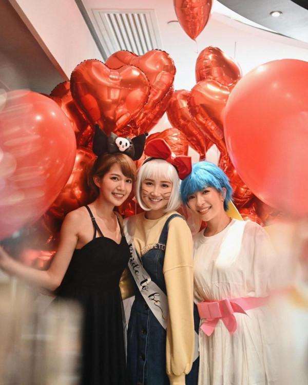 27歲港姐曬雨中婚紗照!富二代未婚夫高大帥氣,求婚一年傳好訊息 27歲港姐曬雨中婚紗照!富二代未婚夫高大帥氣,求婚一年傳好訊息