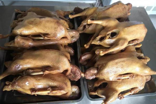 從“紅極一時”到“門庭冷落”，江蘇揚州老鵝遭遇了啥？很現實