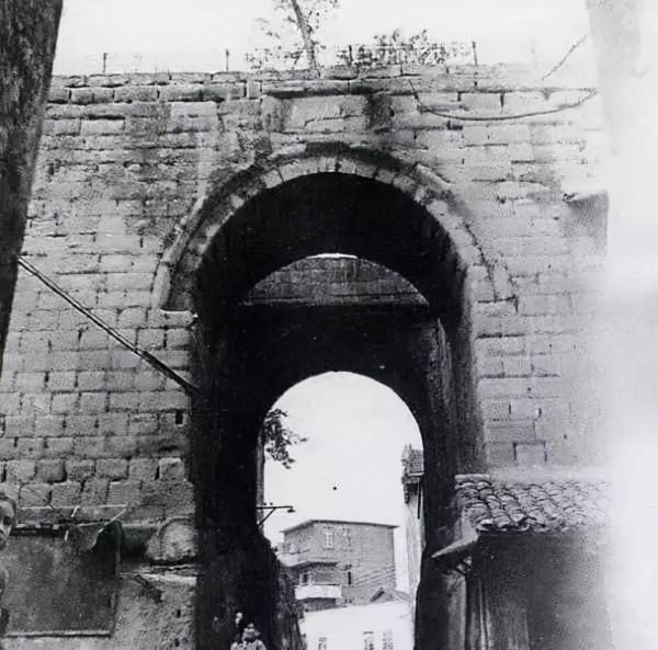 重慶老城門“九開八閉”到底是怎麼回事？