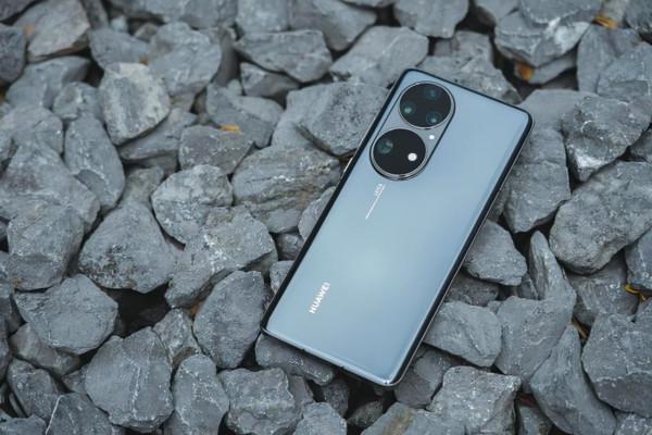 用了4年的華為手機退休,下一款如何選?弄清這四點,不花冤枉錢 用了4年的華為手機退休,下一款如何選?弄清這四點,不花冤枉錢