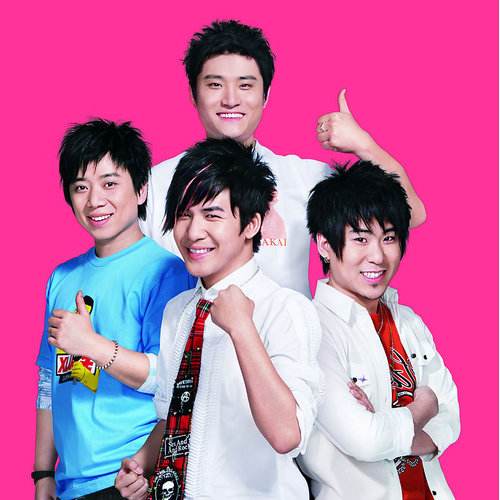 人間清醒大張偉：堅持和隊友對半分賬，拒絕黃小蕾，只寵胖媳婦兒