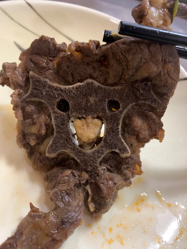 連羊蠍子都能在滾燙中笑出來，你也加油吧