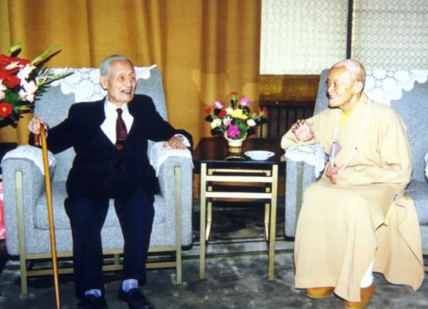 落筆一掃千人驚?書法大師趙樸初一筆一劃盡顯正氣,一愛好很特別 落筆一掃千人驚?書法大師趙樸初一筆一劃盡顯正氣,一愛好很特別