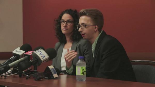 加拿大殘疾童星被脫口秀演員寫成段子羞辱幾百場!法院:沒問題 加拿大殘疾童星被脫口秀演員寫成段子羞辱幾百場!法院:沒問題