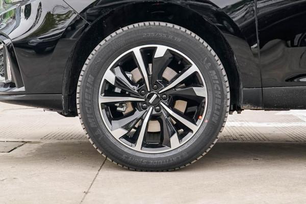 國產實力派SUV,2.0T爆發224馬力,豪華不加價,實拍WEY VV5 國產實力派SUV,2.0T爆發224馬力,豪華不加價,實拍WEY VV5