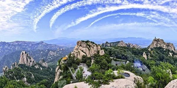 雲南一定要去的景區，色彩斑斕的山林，宛如置身仙境一般