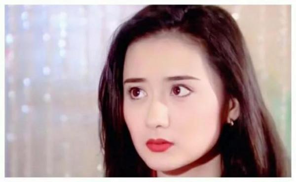 童年女神陳德容：優雅迷人，甜美可愛