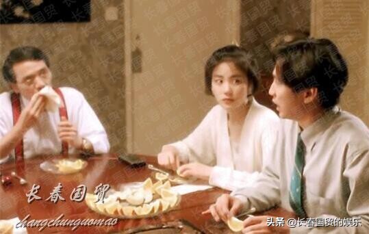 王菲30年前舊照曝光，清純甜美氣質出眾，那時她還叫王靖雯