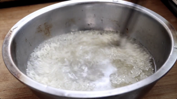 92歲農村老奶奶經常用大米和生薑一起吃 三高穩身體棒越吃越健康