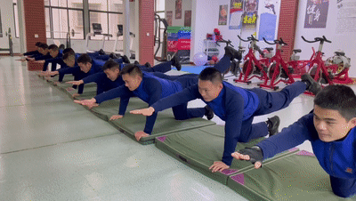 別躺了！跟著藍朋友&OpenCurlyDoubleQuote;宅&rdquo;家減膘